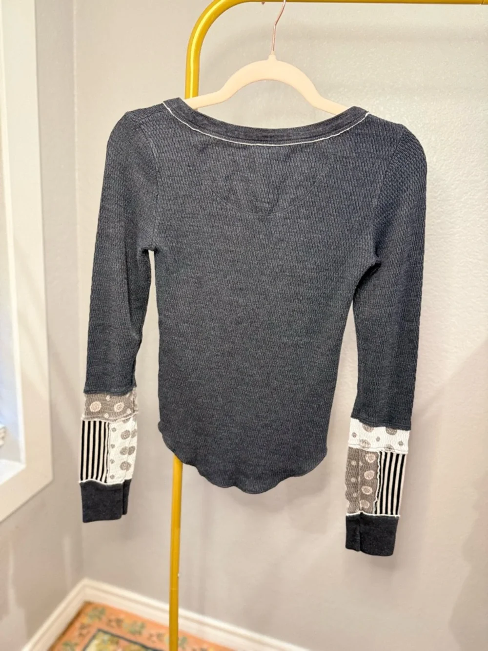 Free People Railroad Mixed Media Henley Charcoal Small - Picture 9 of 10